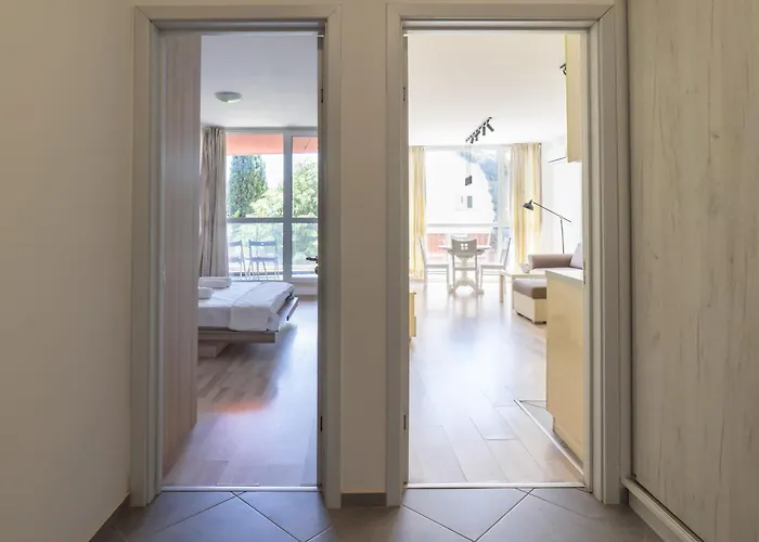 Apartament Sunny Flat With Pool *