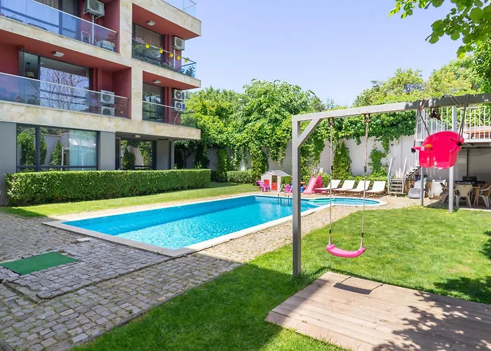 Lägenhet Sunny Flat With Pool *