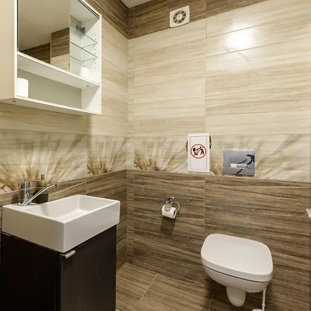 Apartamento Sunny Flat With Pool Varna