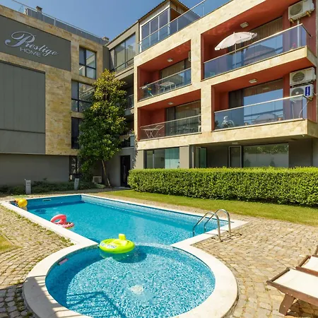 Sunny Flat With Pool Apartamento Varna